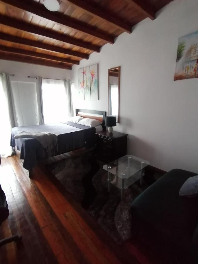 Airport Traveler'S Home. Alajuela Extérieur photo