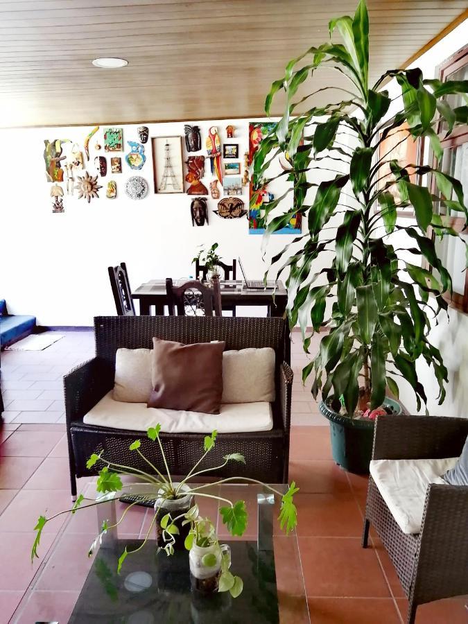 Airport Traveler'S Home. Alajuela Extérieur photo