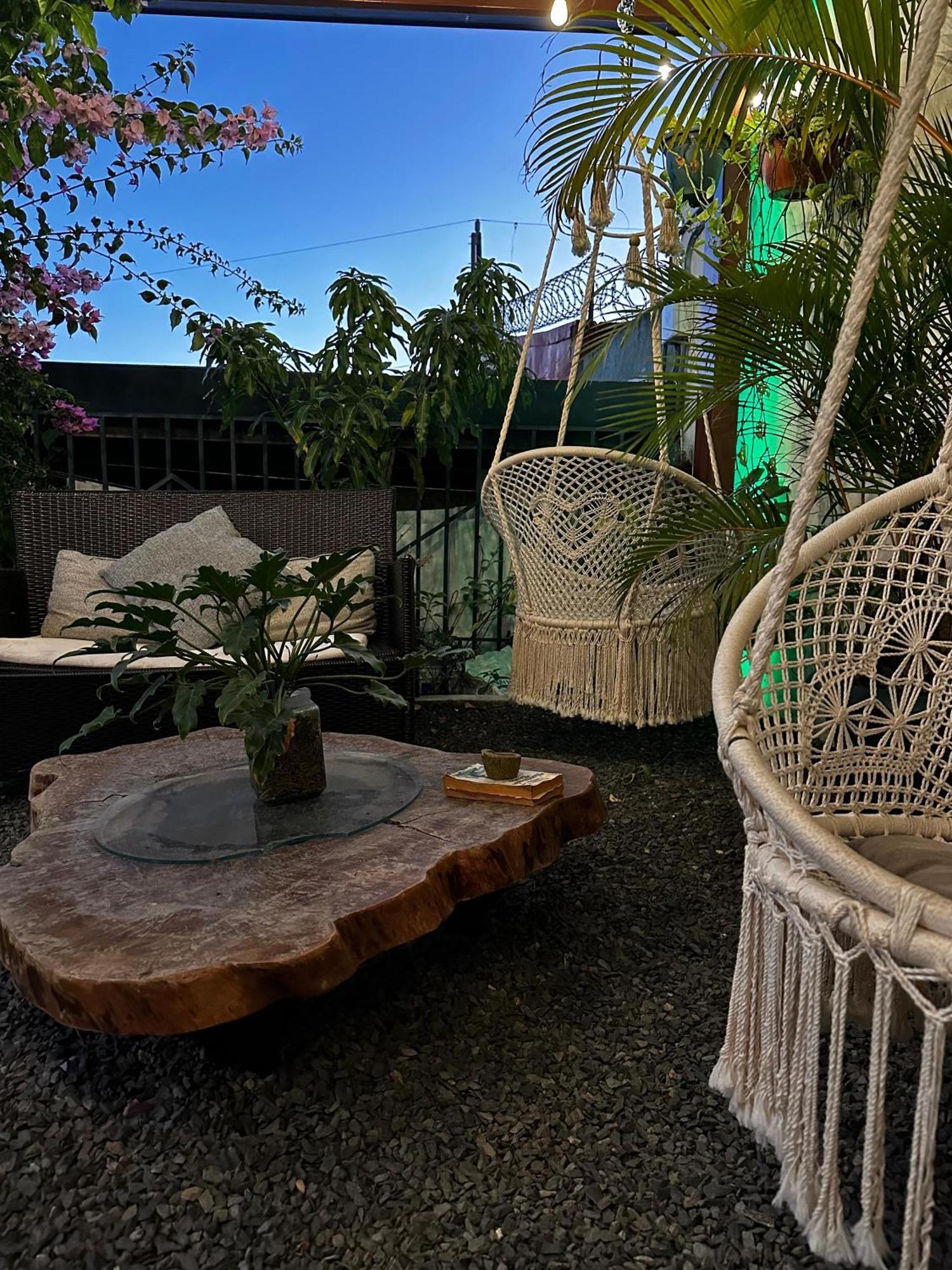 Airport Traveler'S Home. Alajuela Extérieur photo